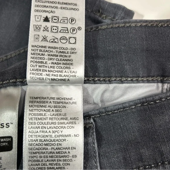 Levi’s 311 Shaping Skinny Jeans Women’s Juniors 29 Black Wash Logo - Picture 10 of 16